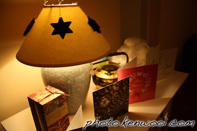 table lamp with cards