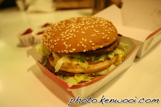 mcdonald's burger