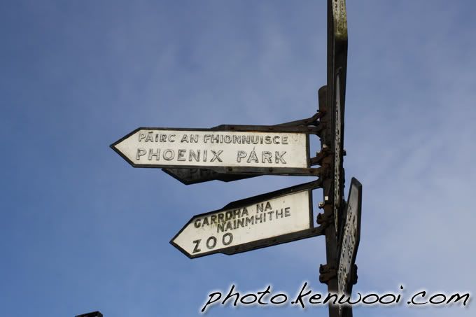 dublin phoenix park road sign 