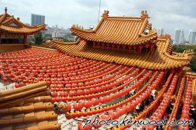 thean hou temple lanterns